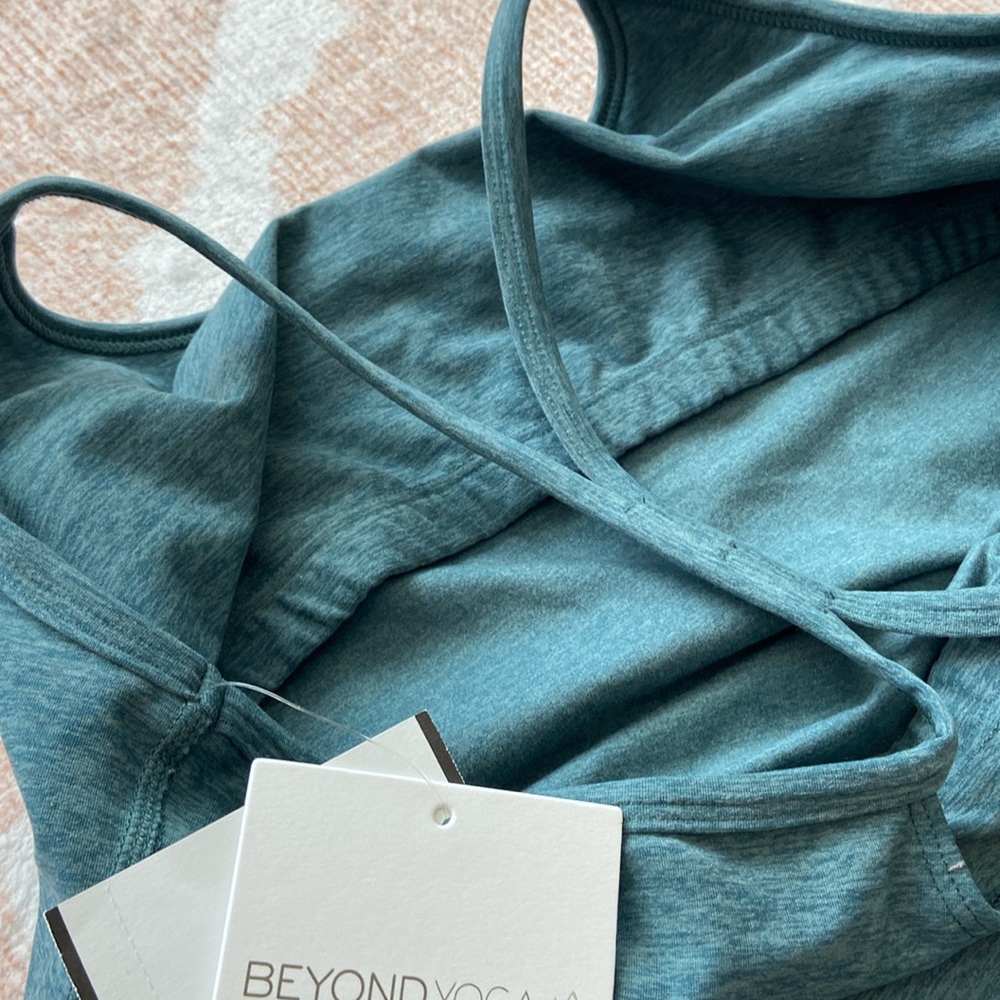 NWT Beyond Yoga Space Dye Slim Racerback Cami - SD4550. Size: Extra Large - Picture 6 of 8